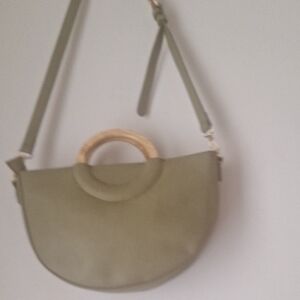 Antik Kraft Sage Shoulder Bag with Wooden Handle